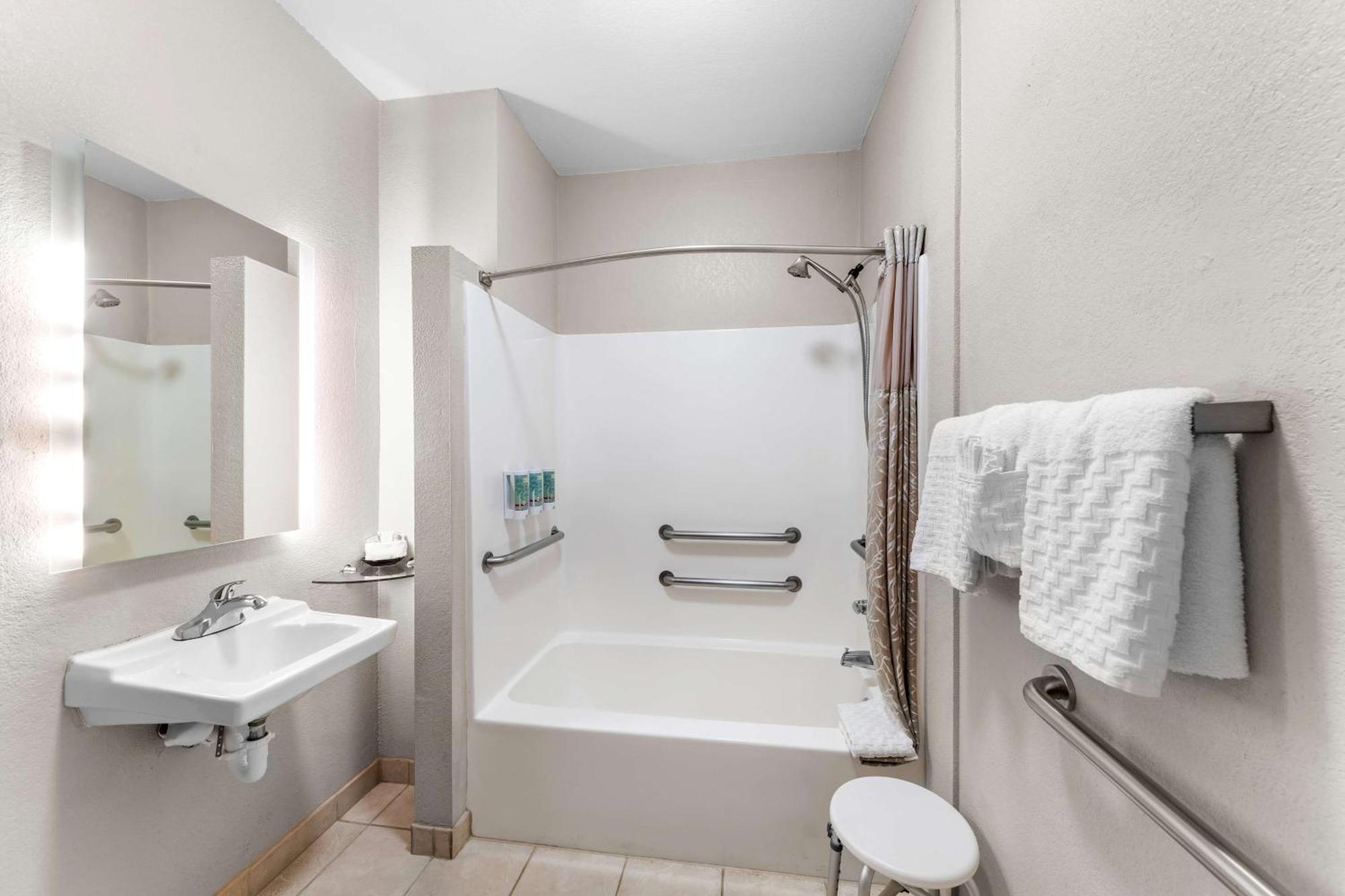 Best Western Halito Inn Calera Екстериор снимка