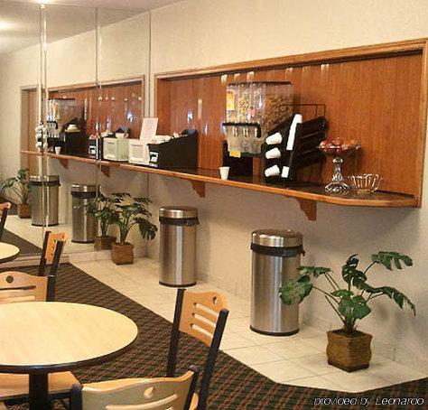 Best Western Halito Inn Calera Ресторант снимка